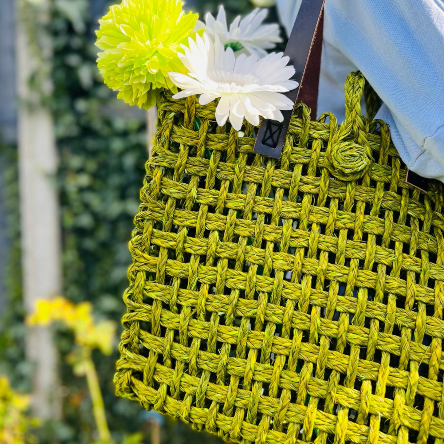 Sabai Grass Mesh Bag For Lunch and Bottle (Parrot Green)
